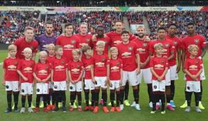 Mất điểm ngỡ ngàng sân nhà, Man United ngày càng xa Top 4