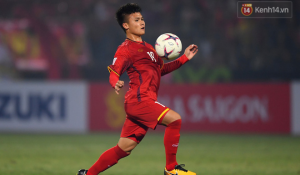 Quang Hải vẫn ra sân tập, bác sĩ nói về khả năng đá trận chung kết SEA Games của đội trưởng U22
